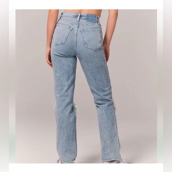 A&F The 90’s Straight Ultra High Rise Curve Love Jeans Lt Ripped Med Wash - Picture 4 of 8